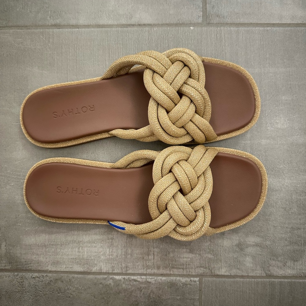 The Summer Sandal in Golden Sun